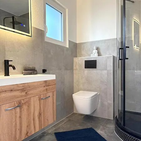 Moderne Monteurwohnung Neu Saniert Apartment Leimersheim